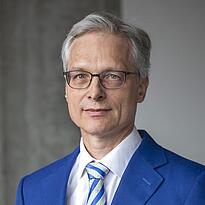 Portraitfoto von Dr. Norbert Loskamp